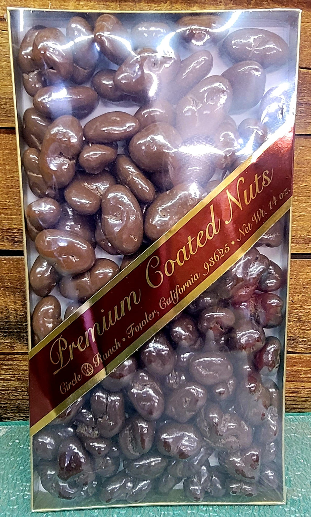 Chocolate Walnuts & Dark Chocolate Walnuts Gold Tray (GT-9)